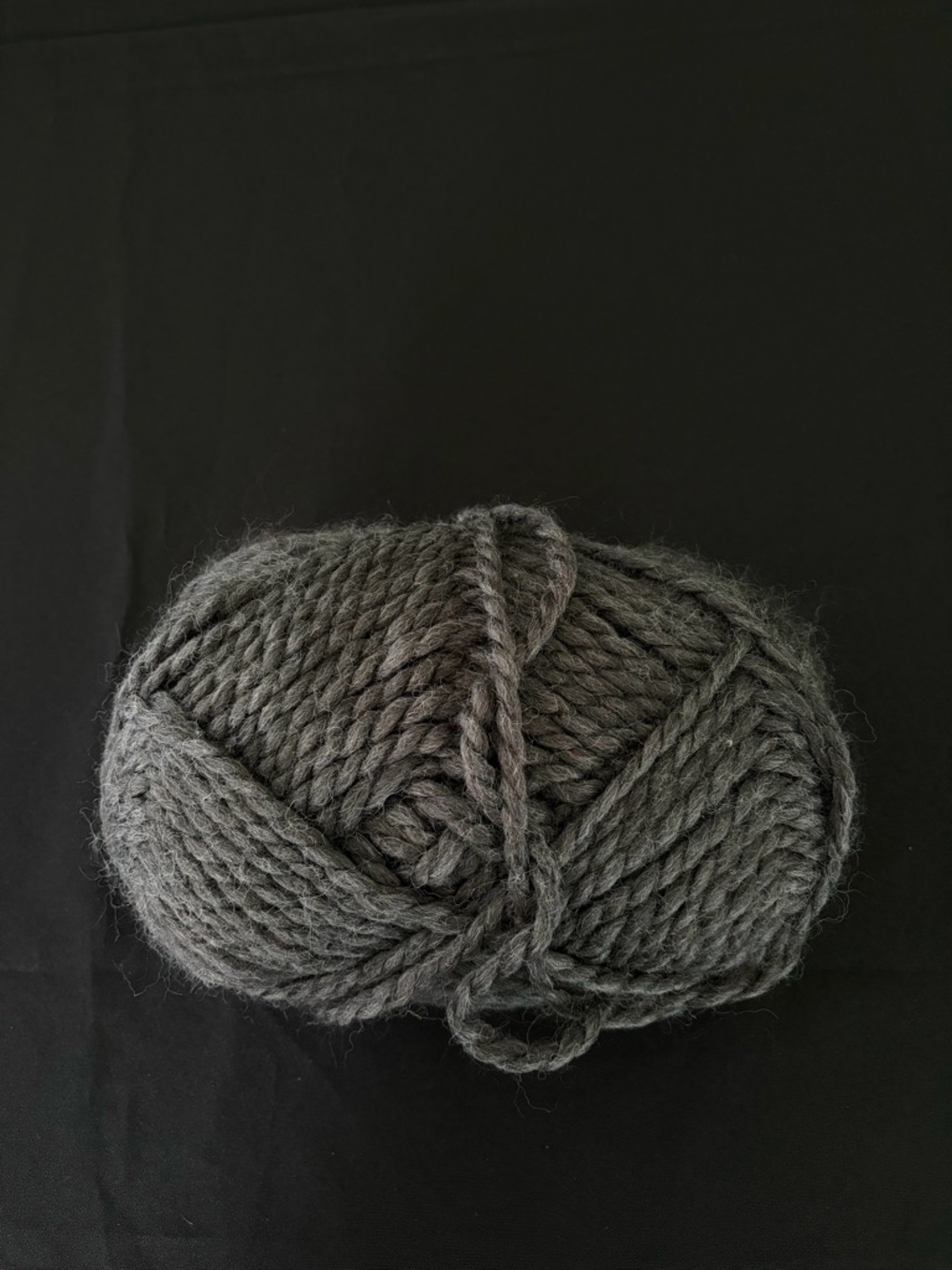 Loops & Threads Cozy Wool Yarn Full 90 Yards Dark Gray NEW
